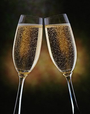 brindis-champagne-2-copas.jpg brindis 1 image by Jove_1947