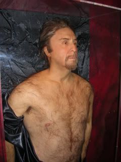 http://i407.photobucket.com/albums/pp153/aceofspades70/LAtripJuly09039-1.jpg