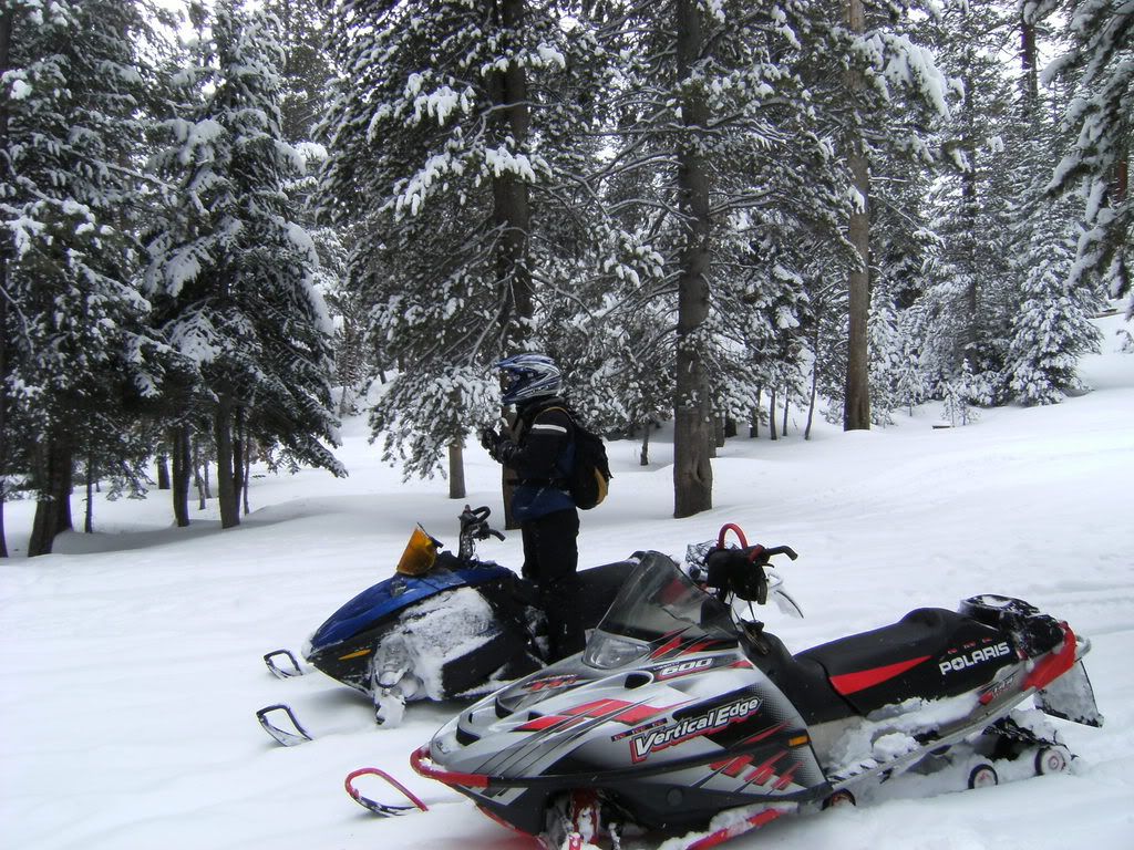 snowmobiling054.jpg