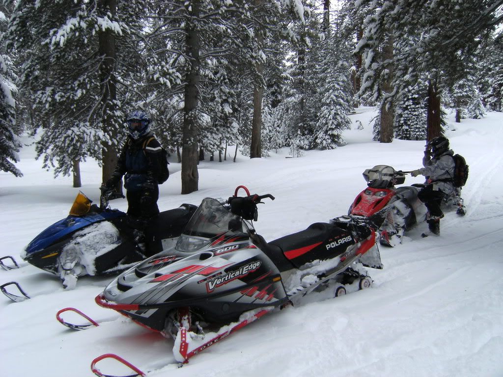 snowmobiling057.jpg