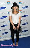 th 10 11 Hilary Duff en el Lanzamiento del Samsung 3D LED TV en <br />Nueva York.
