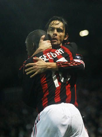 PortsmouthvACMilanUEFACup09TXh00XFW.jpg