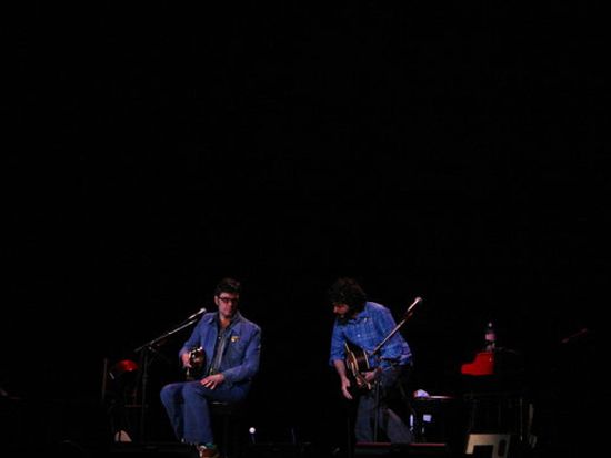 April 10 - Nashville, TN (Ryman Auditorium) - Page 5 Fotcnash5.jpg