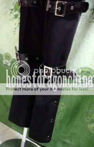 This auction include Top. pants, removable skirt, removable belts